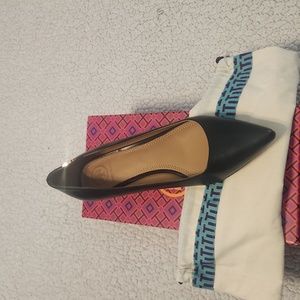 Womens Shoes